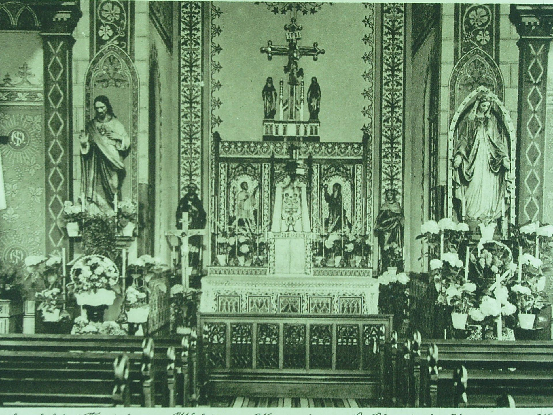 Ein altes Schawrz-Weiß-Bild: Die Kapelle im Haus St. Elisabeth